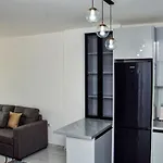 Apartment Flat In Beachfront Getaway