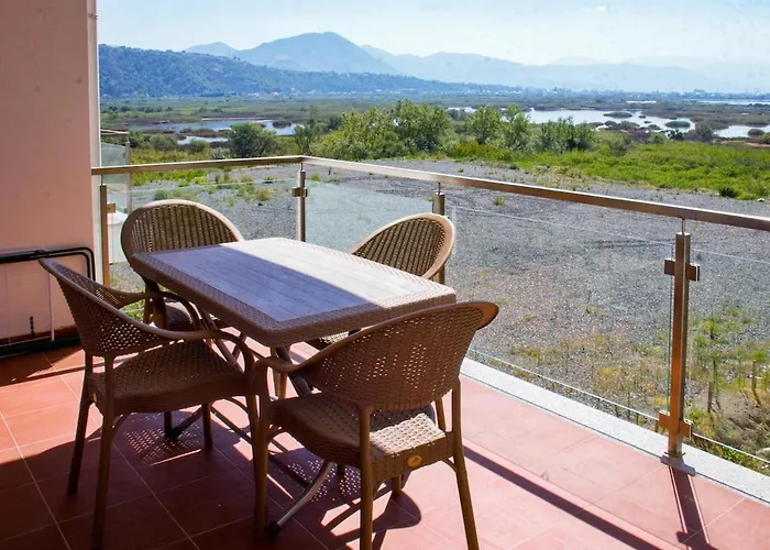 Flat In Beachfront Getaway Shëngjin