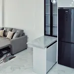 Flat In Beachfront Getaway *